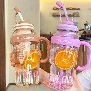 Bouteille d'eau en plastique de 1300 ml avec paille anti-fuite, mignonne, transparente, pour enfants, idéale pour les sports d'été - Product Image 4