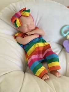 Muñeca Reborn de Silicona con Aspecto Realista, Bebé Desnudo con Chupete - Product Image 4