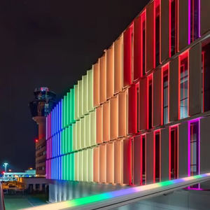 Barre lumineuse matricielle <span class=keywords><strong>LED</strong></span> RVB DMX512 DC24V pour scène de DJ et lancement de produits, décoration de plafond avec une productivité accrue et un attrait visuel - Product Image 2