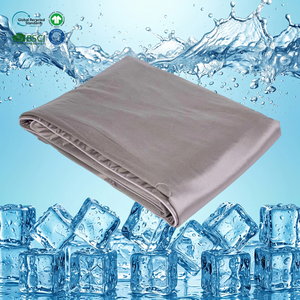 Luxury Lightweight Summer Duvet Insert Washable Silver Grey Cooling Blanket For High End Hotel And Hospitality Supply - Product Image 1