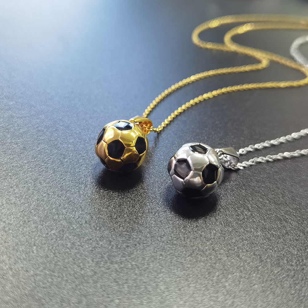 Esmalte Revlon Metalizado -Gold Coin 925 | Unhas Inspiradas, image size:1000x1000