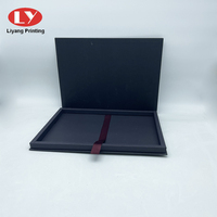 Boîte de fichiers papier d'emballage de documents A4 à couverture rigide noir mat haut de gamme avec ruban