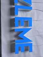 Enseignes néon LED haute performance personnalisées pour bars, restaurants, hôtels, magasins, façades commerciales, décoration intérieure, étanches IP67, en acier inoxydable