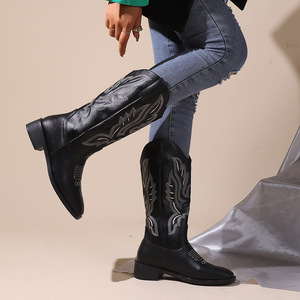 <span class=keywords><strong>Stivali</strong></span> <span class=keywords><strong>da</strong></span> donna in denim ricamati con tacco a zeppa, stile coreano, alti fino al ginocchio, antiscivolo e caldi, Nuova Collezione Autunno 2023 - Product Image 3