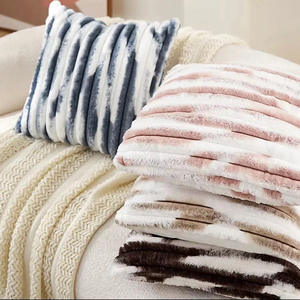 <span class=keywords><strong>Funda</strong></span> de cojín de felpa a rayas gruesas Amity Nordic Ins, <span class=keywords><strong>funda</strong></span> de almohada de tela de felpa teñida con lazo, <span class=keywords><strong>funda</strong></span> de almohada para sillas de oficina, <span class=keywords><strong>funda</strong></span> de almohada para sofá - Product Image 2