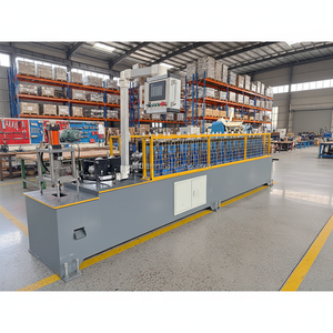 Machine de pliage à froid pour profilés de porte en acier galvanisé en relief, <span class=keywords><strong>volet</strong></span> roulant, latte de porte, prix d'usine de matériaux de construction - Product Image 1
