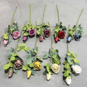 ดอกกุหลาบประดิษฐ์ 2 หัว ทำจากผ้าไหม สำหรับตกแต่งงานแต่งงานและบ้าน - Product Image 2