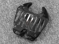 Le compartiment moteur en fibre de carbone sèche couvre la tubulure d'admission pour Ferrari 458 Italia