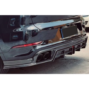 Modification et amélioration de voiture 9Y0 2018-2023 : Lame avant en fibre de carbone et lame arrière pour Cayenne Coupé - Product Image 5