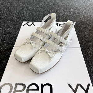 Zapatos Spring Pig para mujer, nueva versión coreana, zapatos planos de ballet informales con suela gruesa y cierre de un botón, zapatos pequeños de cuero - Product Image 6