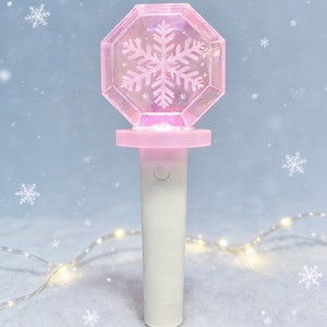 แท่งไฟ LED แบบกำหนดเองได้ พร้อมหน้าจอแสดงผลแบบพกพา ควบคุมด้วยมือ สำหรับคอนเสิร์ต งานดนตรี และงานอีเวนต์ต่างๆ - Product Image 4