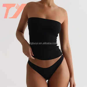 Tuoyi Biểu Tượng Tùy Chỉnh Dệt Kim Phòng Chờ Mặc Phụ Nữ Strapless Sườn Cắt Ống Top Và Gấp Trên Quần Short 2 Mảnh Phòng Chờ Bộ - Product Image 2