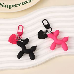 Ins Love Porte-clés en acrylique, motif chien ballon, style mignon et cool, pendentif pour sac et bijoux, figurine - Product Image 5