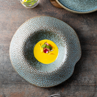 Assiette à pâtes en grès émaillé bleu, fabriquée à la main par YAYU, qualité professionnelle pour restaurants, vente en gros, fournitures de restauration
