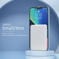 Meilleures ventes 5000mAh Slim Ultra Portable Power Bank avec double USB et Micro USB pour filles iPhone 12/13 et Android