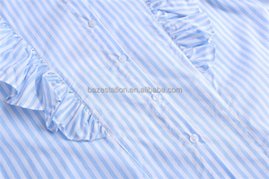 Venta al por mayor de alta calidad de lujo de fábrica de encargo de <span class=keywords><strong>cuello</strong></span> vuelto con volantes rayas impresas de algodón camisa de corte recto para las mujeres - Product Image 4