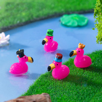 5 styles de mini-flamants roses mignons avec chapeaux, figurines miniatures en résine pour jardin féerique, maison de poupée, paysage miniature