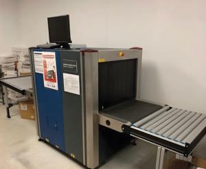 جهاز فحص الحدادين HI-SCAN 7555si جهاز فحص بالأشعة السينية في المطار جهاز أمتعة البضائع بالأشعة السينية للأحداث