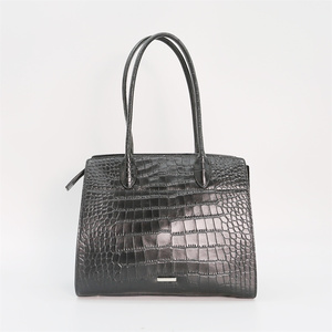 Nouvelle arrivée de <span class=keywords><strong>sac</strong></span> à main de créateur de mode <span class=keywords><strong>sac</strong></span> de bureau pour femmes <span class=keywords><strong>sac</strong></span> à bandoulière <span class=keywords><strong>noir</strong></span> de couleur unie - Product Image 5
