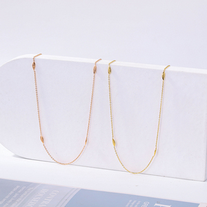 Collares largos de trébol de cuatro hojas de acero inoxidable chapado en oro de 18K, collar con abalorio, collar en capas para mujer - Product Image 3