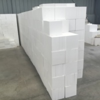 Briques réfractaires isolantes légères à haute teneur en alumine Produit d'alumine à bulles pour une isolation thermique efficace