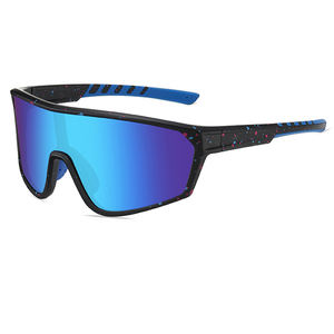 Nouvelles Lunettes de Soleil Sportives Carrées Polarisées Unisexe de Haute Qualité, Verres PC UV400, Idéales pour l'Extérieur et la Conduite, Vente en Gros - Product Image 6