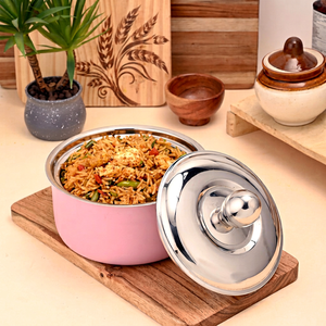 Casserole ronde rose avec couvercle en acier inoxydable 24 cm, revêtement émaillé antiadhésif pour cuisinière à gaz et à induction - Product Image 1