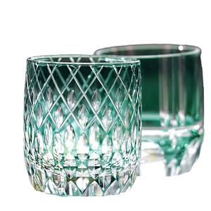 Verre à whisky/vin en cristal soufflé artisanalement, haut de gamme, créatif, sculpté, style américain ovale, motif goutte de pluie et éclat lointain, vente en gros sur mesure - Product Image 1