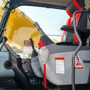 Máquina sobre orugas KOMATSU PC200, sistema de control avanzado, motor Cummins de bajo mantenimiento con lubricación automática - Product Image 6