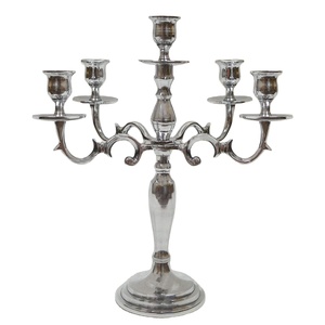 Portavelas de 5 cabezas superventas hecho a mano con color y tamaño personalizados - Product Image 1