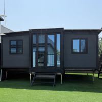 Maison préfabriquée en conteneur de 20 pieds à faible entretien pour l'hébergement commercial dans les zones touristiques