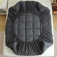 Großhandel Custom Polyester Weiß Dunkelgrau Gepolsterte Matratzen bezug Protektoren für Twin Queen King Betten für den Heimgebrauch