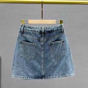 Minifalda de Mezclilla Sexy para Mujer, Diseño Nuevo, Venta al Por Mayor de Fábrica, con Ropa Interior de Seguridad - Product Image 2