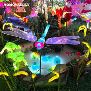 Momovalley descubre los intrincados patrones del arte de la naturaleza mientras las libélulas dinámicas gigantes se encienden y se sumergen en el aire - Product Image 4