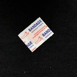 Pansement rond Ag171 blanc cassé imperméable pour sites de vaccination, patchs d'infusion pour bébés, classe I non stérile - Product Image 5