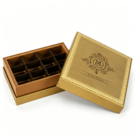 Boîte Cadeau Rectangulaire Rigide Écologique Dorée Mate Élégante avec Compartiments Personnalisés, Couvercle de Luxe et Impression Quadrichromie Dorée pour les Fêtes