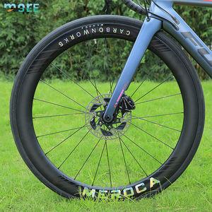 Paire de <span class=keywords><strong>roues</strong></span> de vélo de route en fibre de carbone SeeMore 700C 50 jantes en carbone de frein à disque ouvertes à profil haut avec moyeux de lame <span class=keywords><strong>roues</strong></span> de vélo colorées - Product Image 6