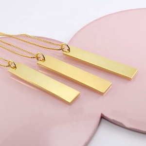 Khắc Tên Biểu Tượng Thương Hiệu Dọc Thanh Trống Mặt Dây Chuyền Tùy Chỉnh 18K PVD Mạ Lớp Trang Sức Dây Chuyền Thép Không Gỉ Vàng - Product Image 3