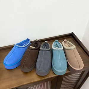 <span class=keywords><strong>Bottes</strong></span> plateforme classiques en daim pour <span class=keywords><strong>femme</strong></span> 2026, mi-mollet, noires, automne, neige, semelle épaisse, imperméables, antidérapantes, chaudes, fourrées pour l'hiver - Product Image 2