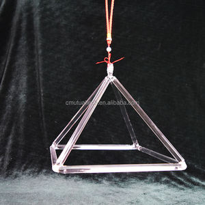 Q're 4 ~ 12 ''Pyramides chantantes en cristal de quartz clair transparent CDEFGAB C # D # F # G # A # Tones Fréquence 432Hz/440Hz pour la thérapie par le son - Product Image 1