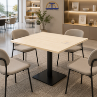 Plateau de table commercial moderne en résine à grain de bois clair pour café, restaurant, bistro, bar