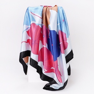 Quadratischer Seidenschal für Damen mit abstraktem Blumenmuster in Blau und Rosa, modernes modisches Kopfaccessoire - Product Image 1