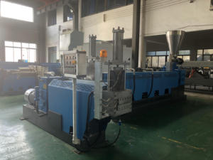 Accomplissez l'usine automatique de machine de recyclage de pelletisation en plastique de chargeur de force de broyeur pour le <span class=keywords><strong>film</strong></span> de pe de pp - Product Image 5