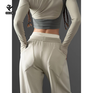 F240784 Set personalizzato <span class=keywords><strong>in</strong></span> due pezzi abbigliamento da donna ad alta elasticità aderente Crop Top ampio Set da Jogger abbigliamento sportivo Streetwear - Product Image 4