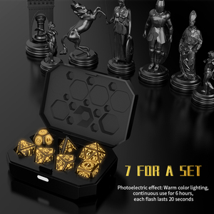 Custom DND Light Up Dungeons and Dragons 7 pezzi Per Set gioco da tavolo dadi pixel i dadi LED elettronici ricaricabili - Product Image 6