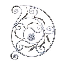 Pièces d'ornement décoratif en fer forgé, élément forgé pour balustrade de fenêtre en fer forgé ou ornement de décoration de clôture