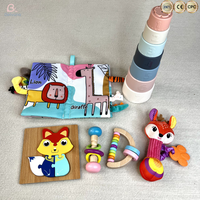 Ensemble cadeau Montessori éducatif sensoriel en bois et silicone écologique pour bébés - Hochet, livre en tissu, jouet à empiler, puzzle d'animaux