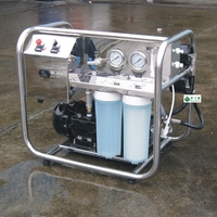 Ensemble complet commercial système de traitement de l'eau potable pure Machines de filtration système d'osmose inverse d'eau de mer salée