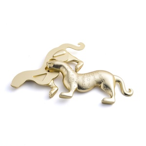 Ornement de table de luxe en forme de léopard doré, artisanat raffiné, décoration artistique culturelle exquise - Product Image 5