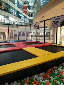 อุปกรณ์สนามเด็กเล่นในร่มเชิงพาณิชย์ขนาด 7.7*7.7 เมตร สระโฟม สไลเดอร์ สวนสนุกแทรมโพลีน ของเล่นพลาสติกนุ่ม ปีนป่าย โรงเรียน-ศูนย์รวมความบันเทิง - Product Image 6